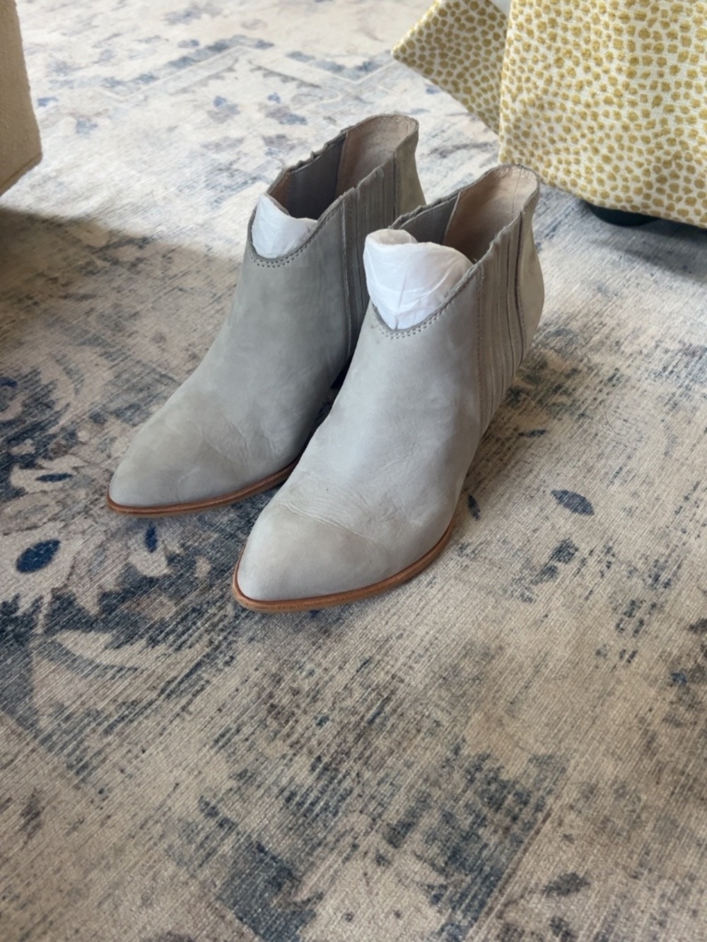 Splendid Gray Suede Leather Ankle Booties Block Heel size 6